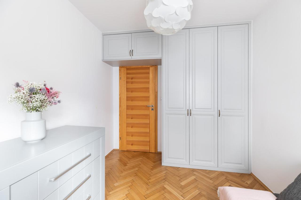 P&O Apartments Powisle Варшава Стая снимка